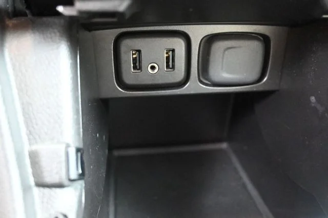 Used 2017 White Buick Premium image 36