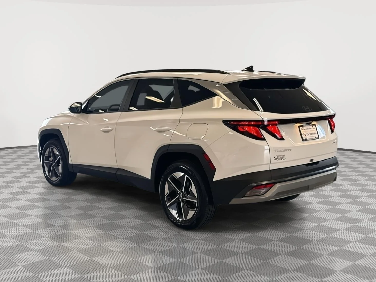 New 2025 Creamy White Pearl Hyundai SEL image 7