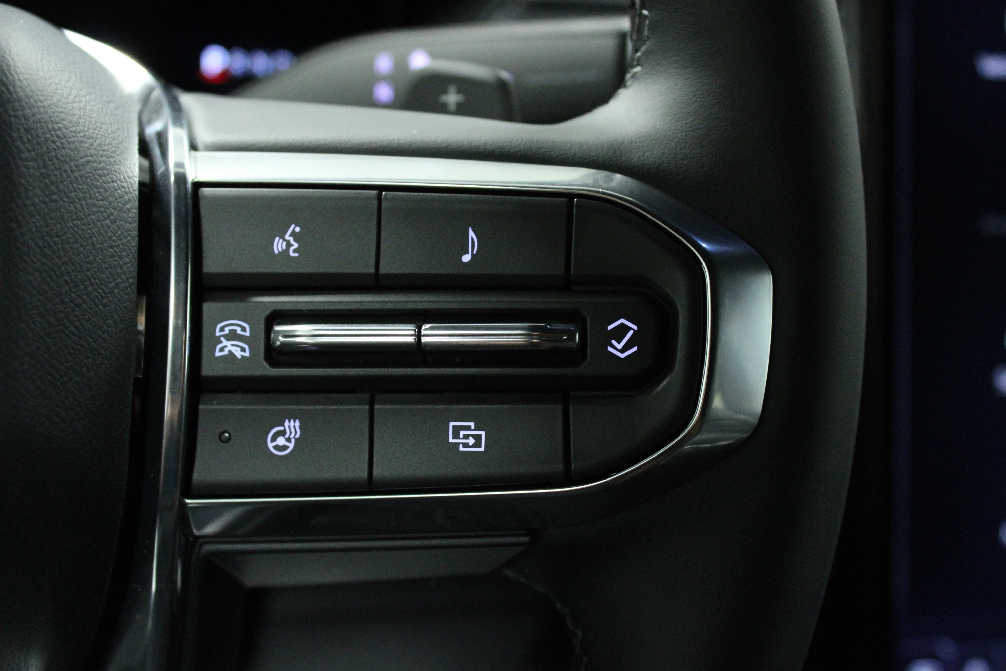 New 2026 Sterling Metallic GMC Elevation image 22