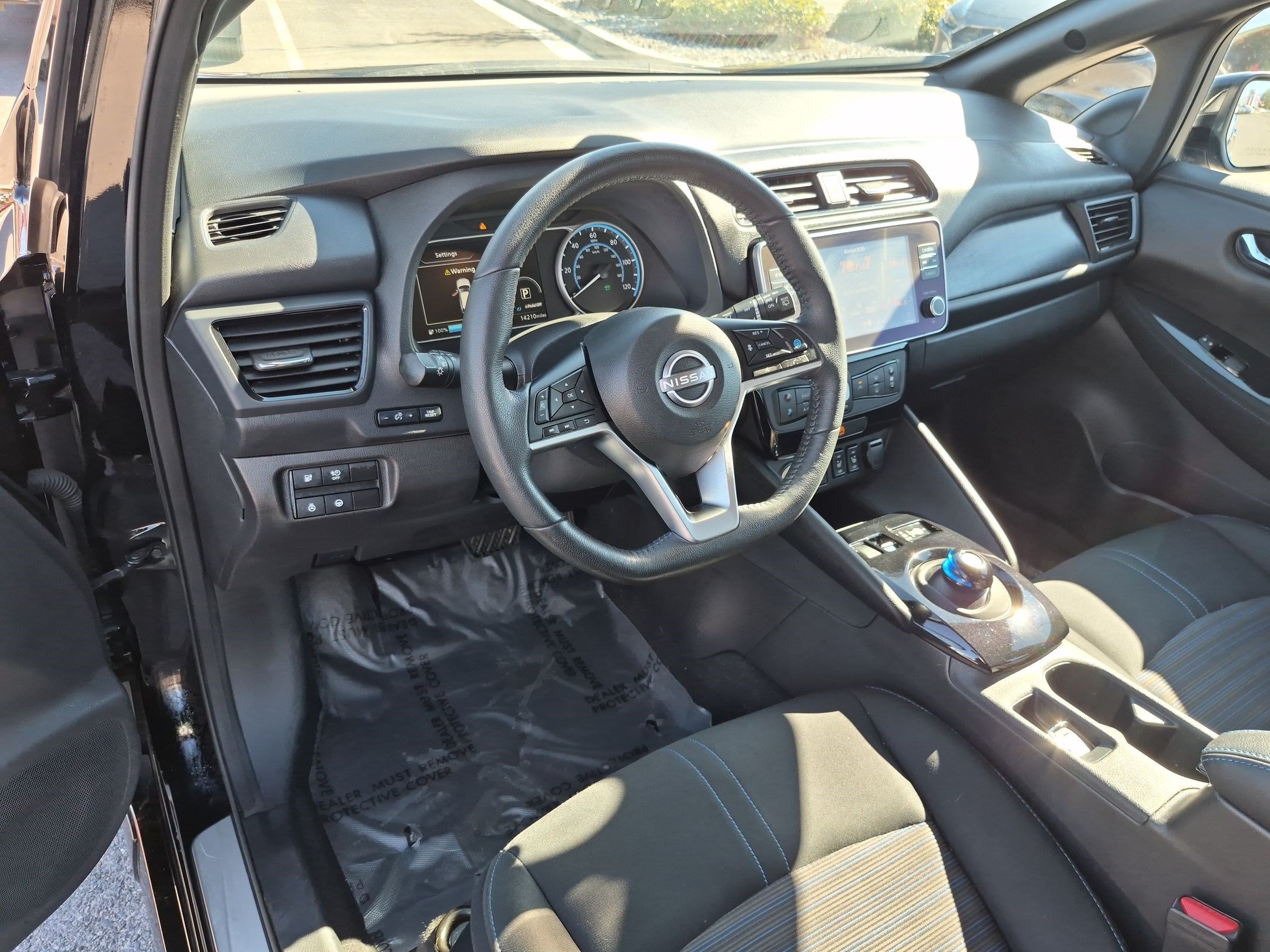 Used 2025 Super Black Nissan SV PLUS image 14