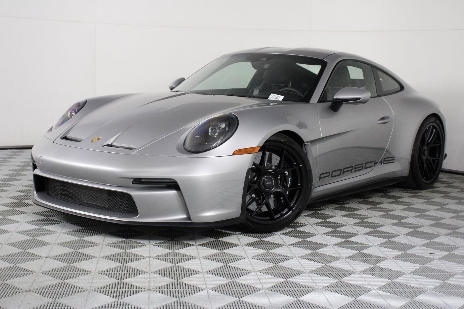 2024 Porsche 911 GT3 RS's photo