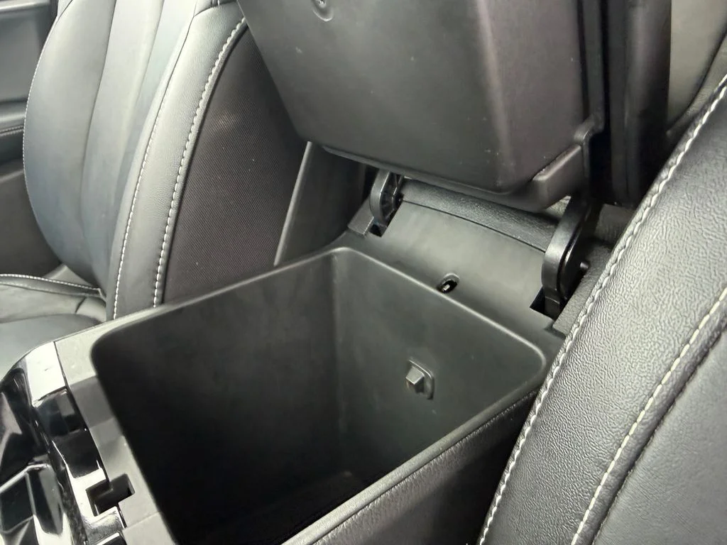 Used 2022 Gray Jeep Limited image 21