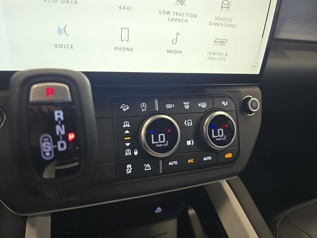 New 2026 Carpathian Grey LAND ROVER X-Dynamic SE image 17