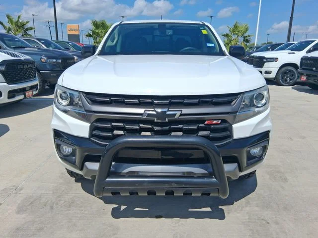 Used 2022 White Chevrolet Z71 image 2
