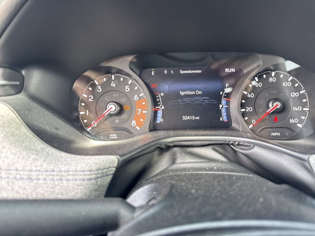 Used 2025 None Jeep Latitude image 13