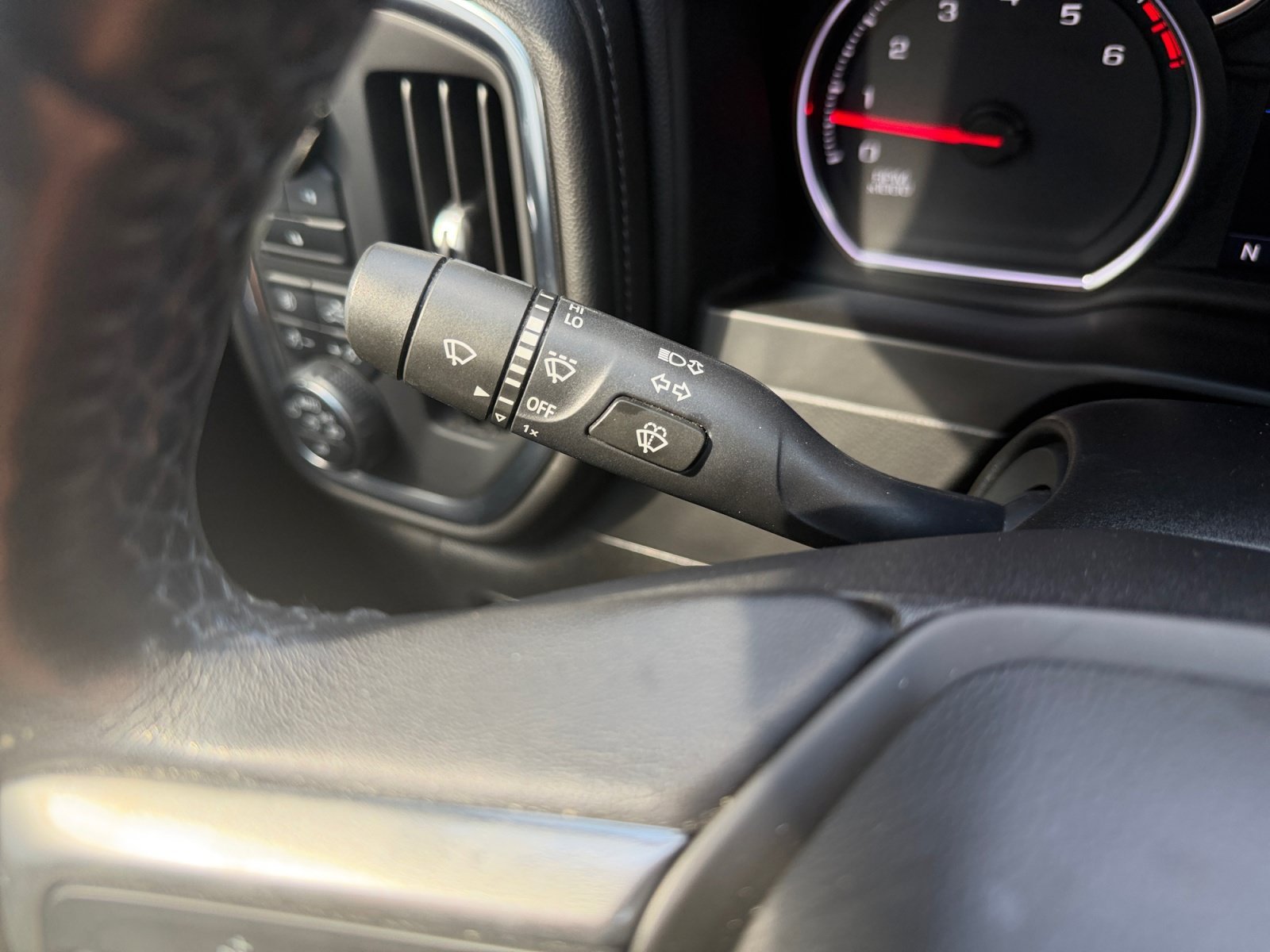 Used 2021 Northsky Blue Metallic Chevrolet LT image 13