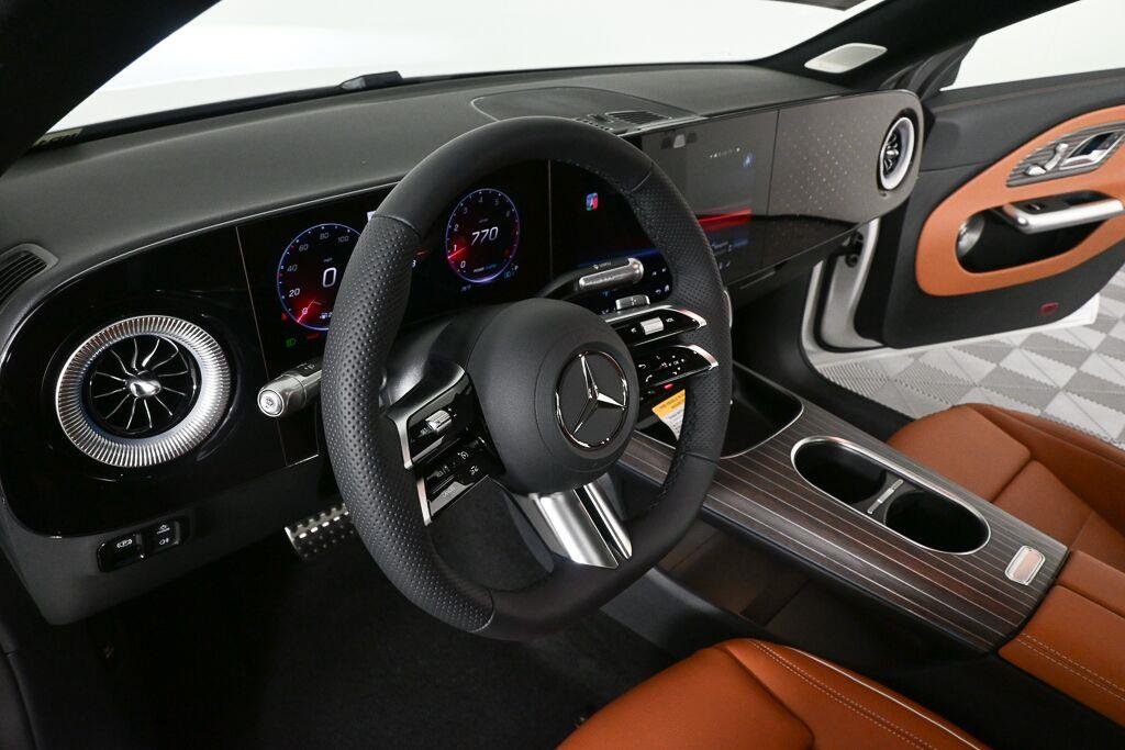 New 2027 Polar White Mercedes-Benz CLA 220 image 6