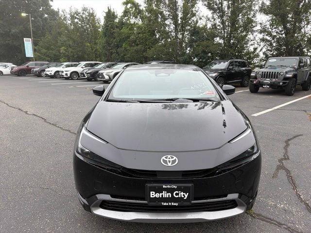 New 2027 0229 Toyota  image 2