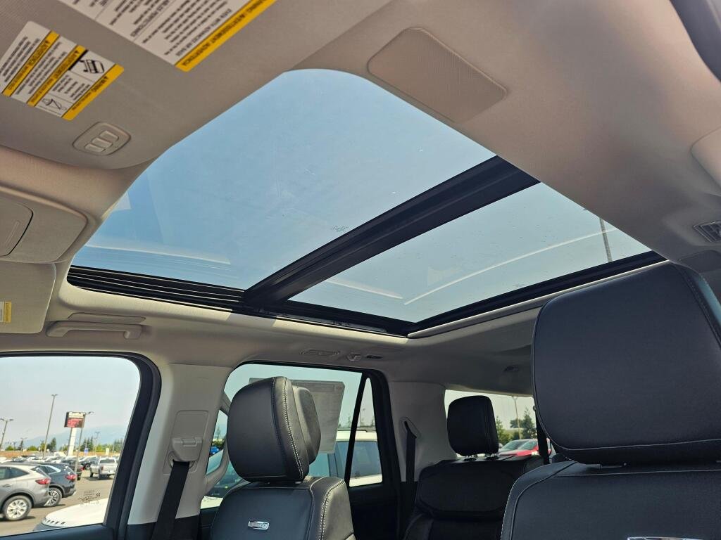 New 2027 Agate Black Metallic Ford MAX Platinum image 26