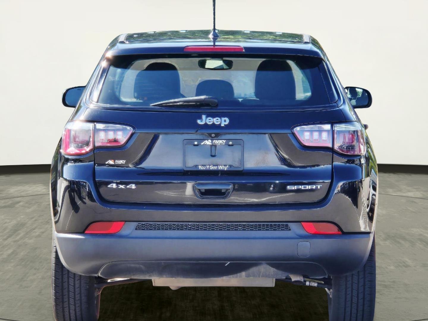 Used 2018 BLACK JEEP SPORT image 3