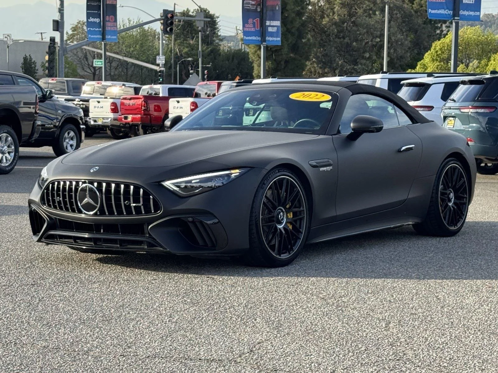 Used 2022  Mercedes-Benz AMG® SL 63 image 3