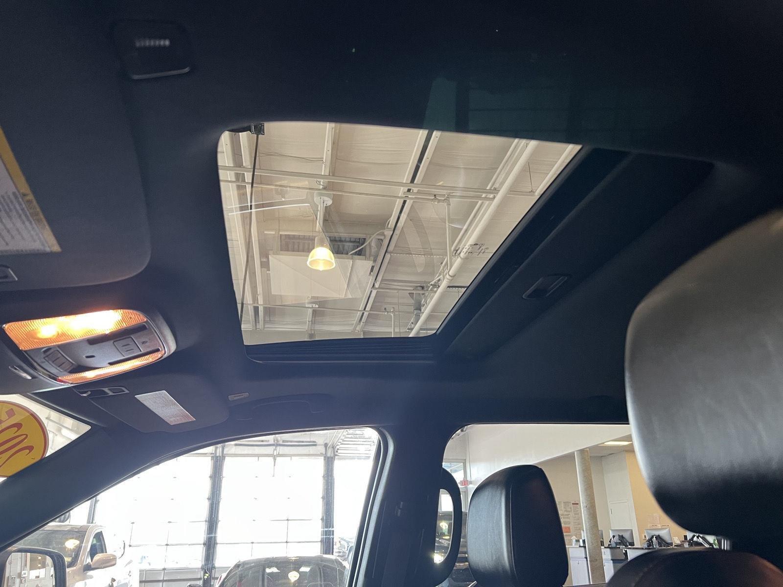 Used 2025 White Knuckle Dodge R/T image 14