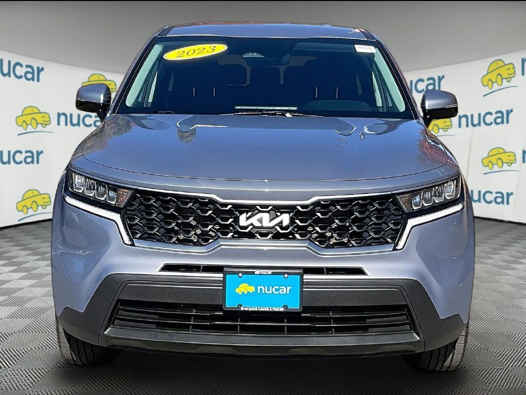 Used 2023 Silver Kia LX image 2