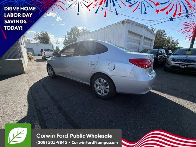 Used 2009 Quicksilver Metallic Hyundai  image 5