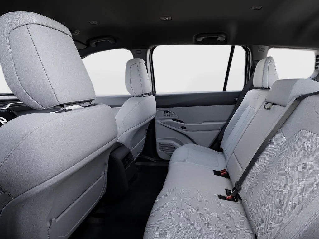 New 2026 Bright White Clear-Coat Exterior Paint Jeep Laredo image 16