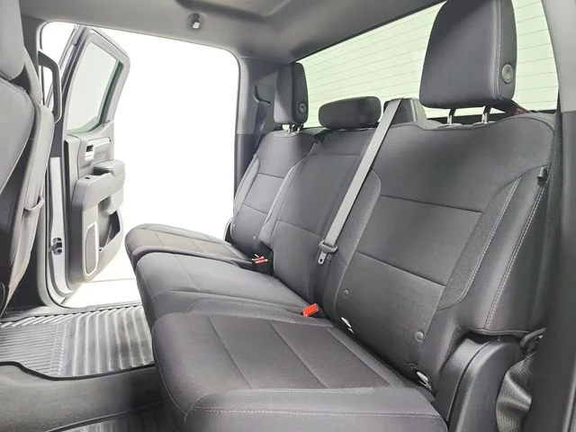 Used 2025 White Chevrolet LT image 38