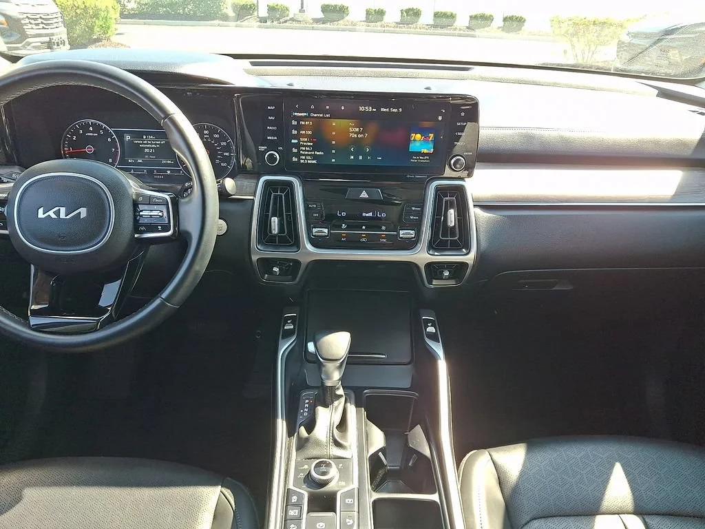 Used 2023 Silver Kia X-Line EX image 16