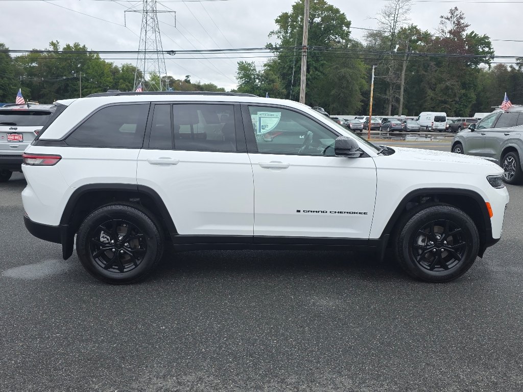 Used 2026 Bright White Clear Coat Jeep Altitude image 18