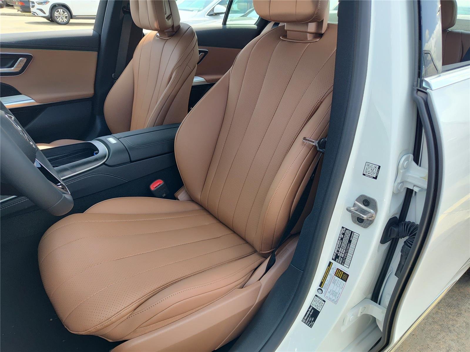 New 2026 Polar White Mercedes-Benz E 350 image 6
