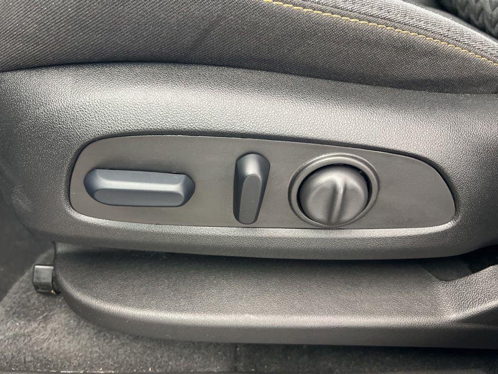 Used 2024 Sterling Gray Metallic Chevrolet LT image 5