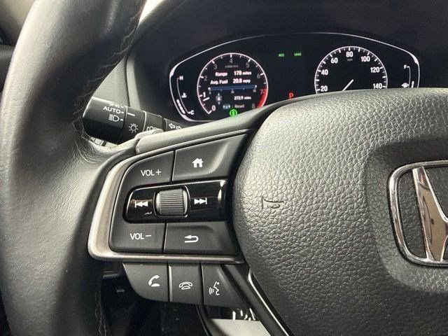 Used 2018 Modern Steel Metallic Honda Touring 2.0T image 16