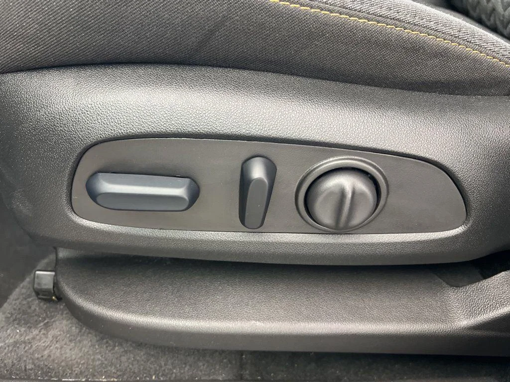 Used 2024 Sterling Gray Metallic Chevrolet LT image 5