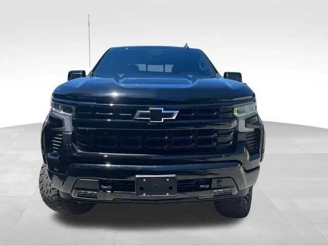 Used 2025 Black Chevrolet RST image 9