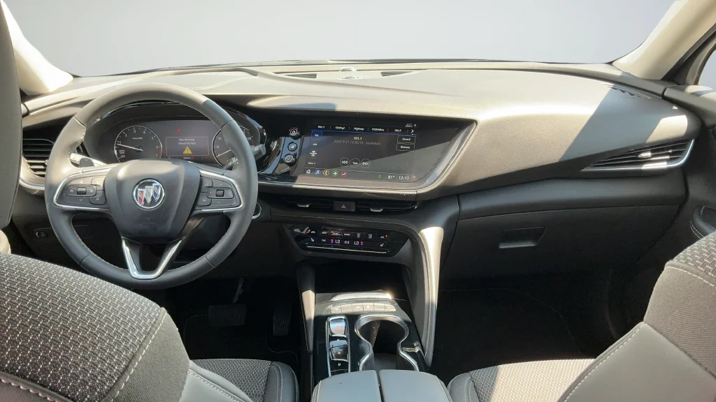 Used 2022 White Buick Preferred image 7