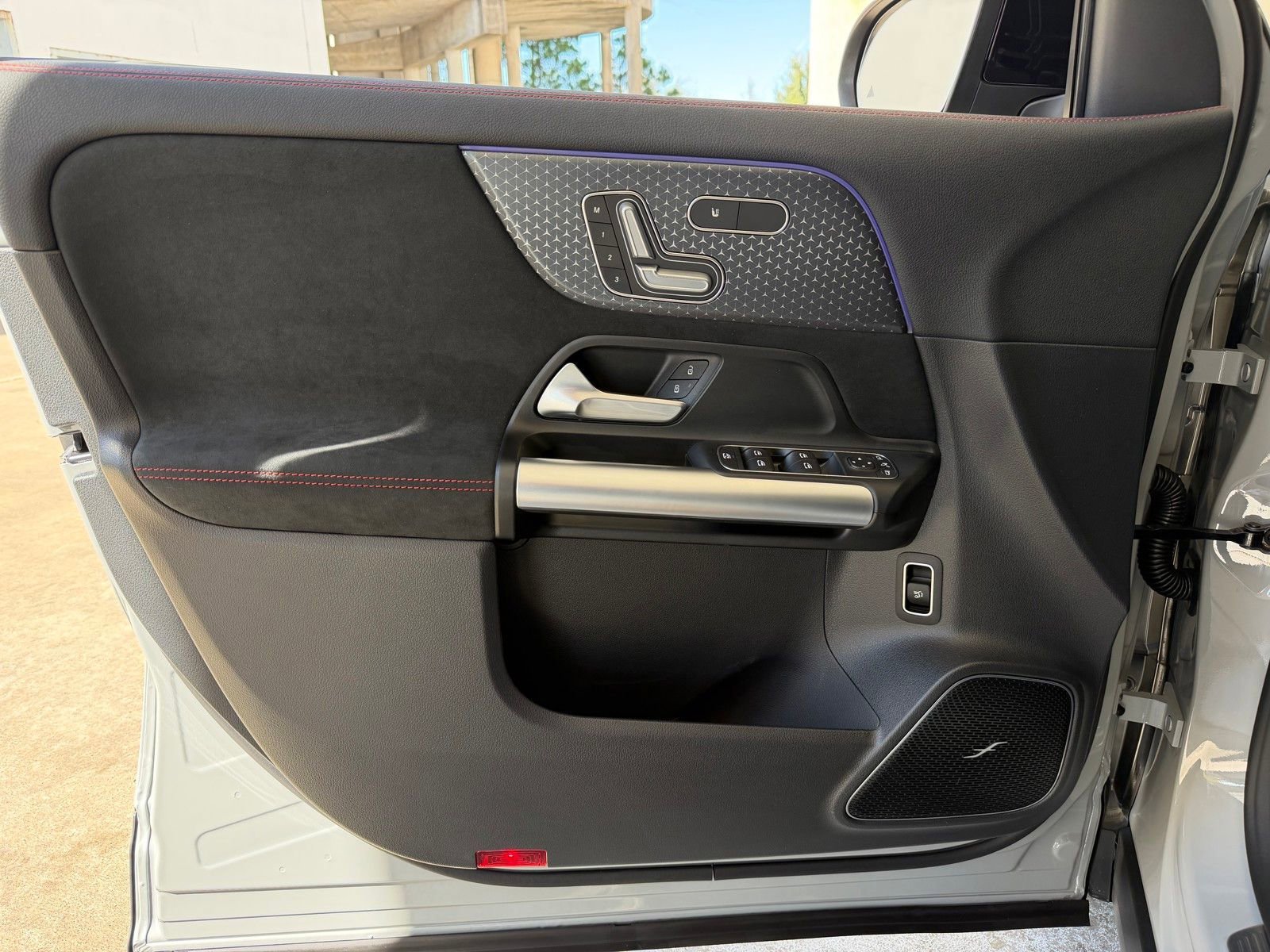 New 2026 MANUFAKTUR Alpine Grey Mercedes-Benz AMG® GLA 35 4MATIC® SUV image 42