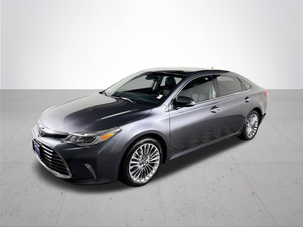 Used 2016 Gray Toyota Limited image 2