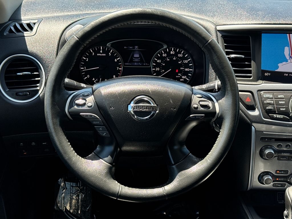 Used 2018 Black Nissan SL image 15