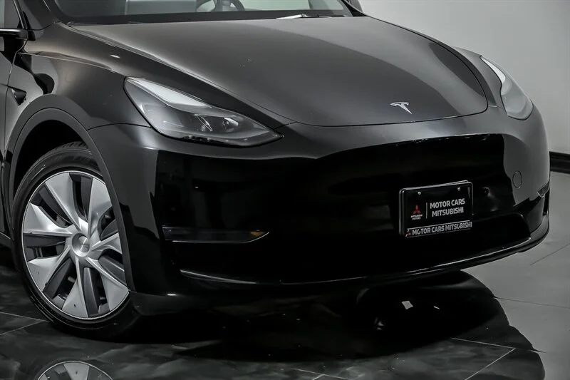 Used 2023 Tesla Model Y Long Range with VIN 7SAYGDEE5PA199407 for sale in Aurora, IL