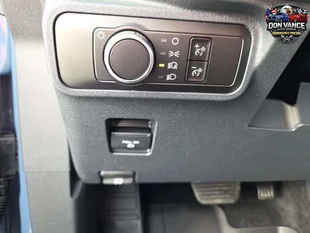 New 2025 Azure Gray Metallic Tri-Coat Ford Base image 14