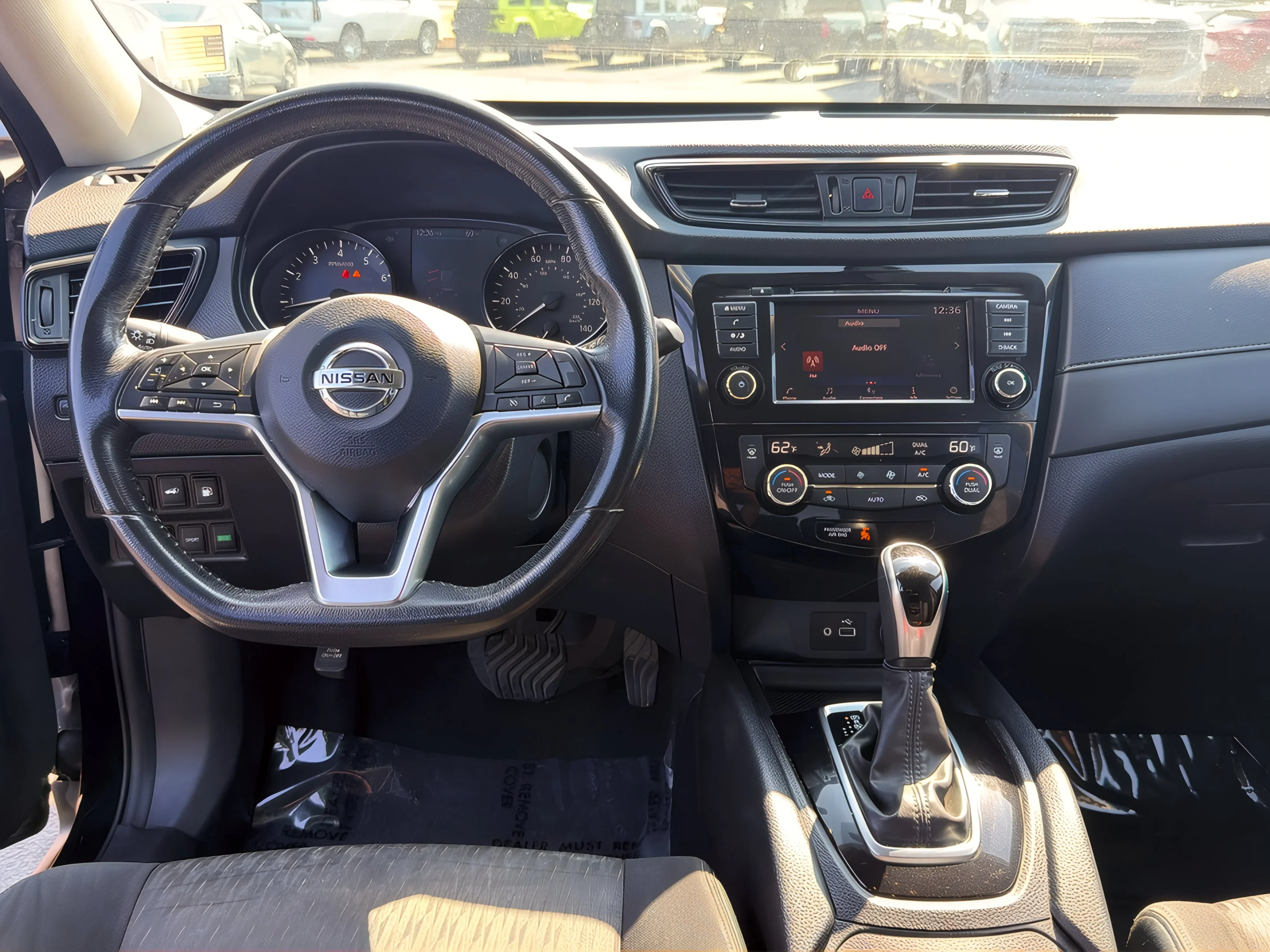 2020 Nissan Rogue SV - Photo 11