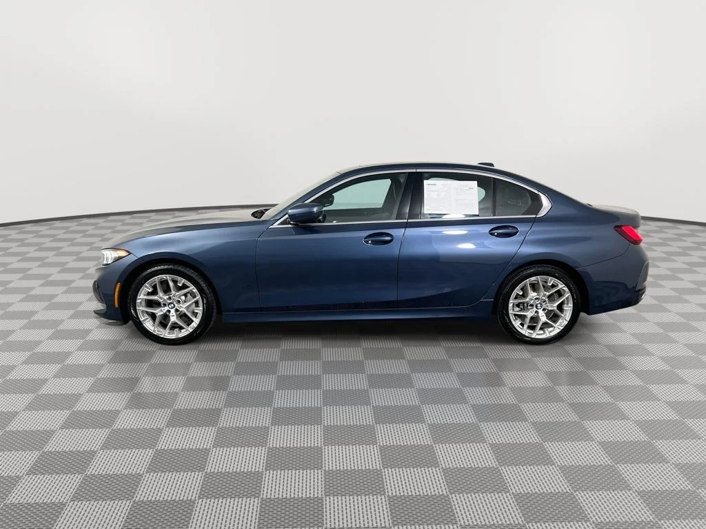 Used 2025 Blue BMW 330i image 5