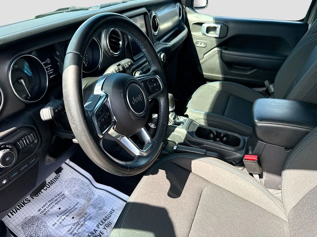 Used 2022 Gray Jeep Unlimited Rubicon 4xe image 25
