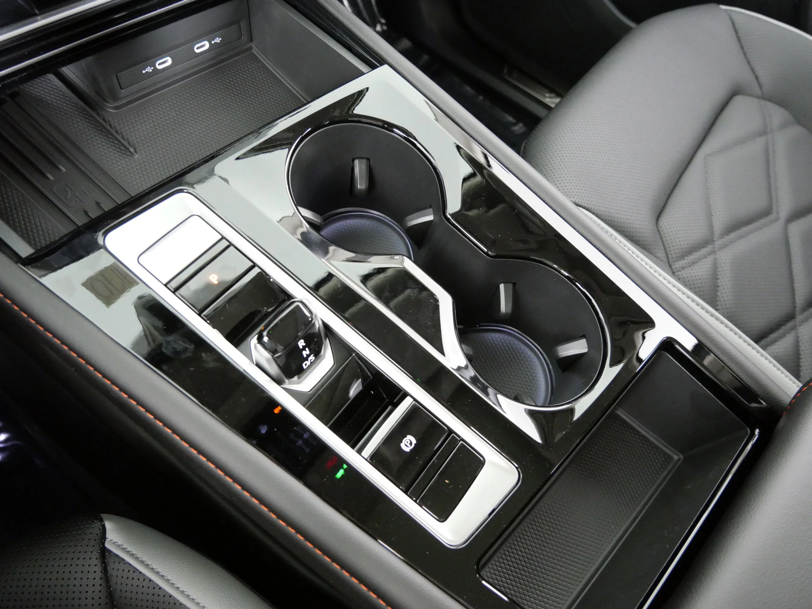 New 2026 Pure Gray Volkswagen 2.0T Peak Edition image 27
