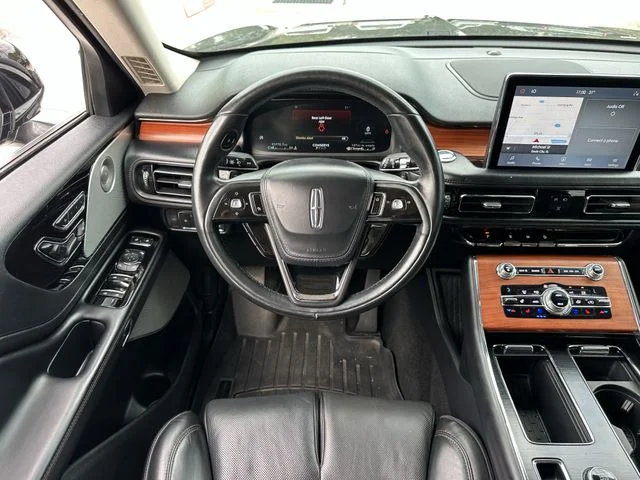 Used 2020 Gray Lincoln Reserve image 12
