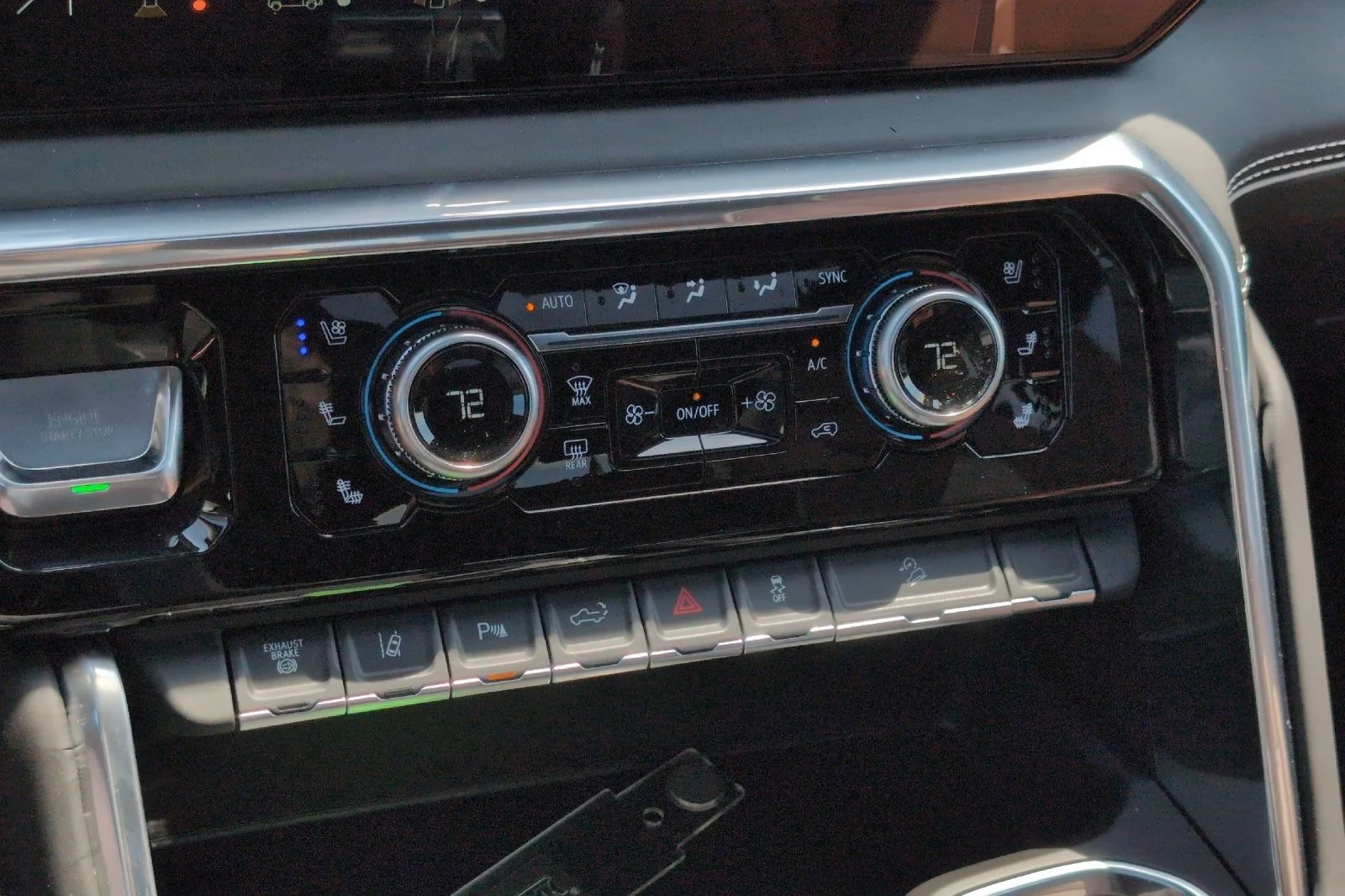 New 2026 Glacier White Tricoat GMC Denali Ultimate image 20