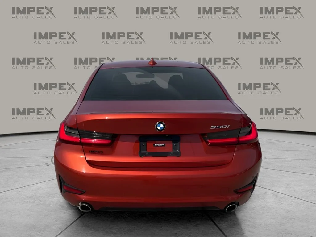 Used 2021 Orange BMW 330i image 4