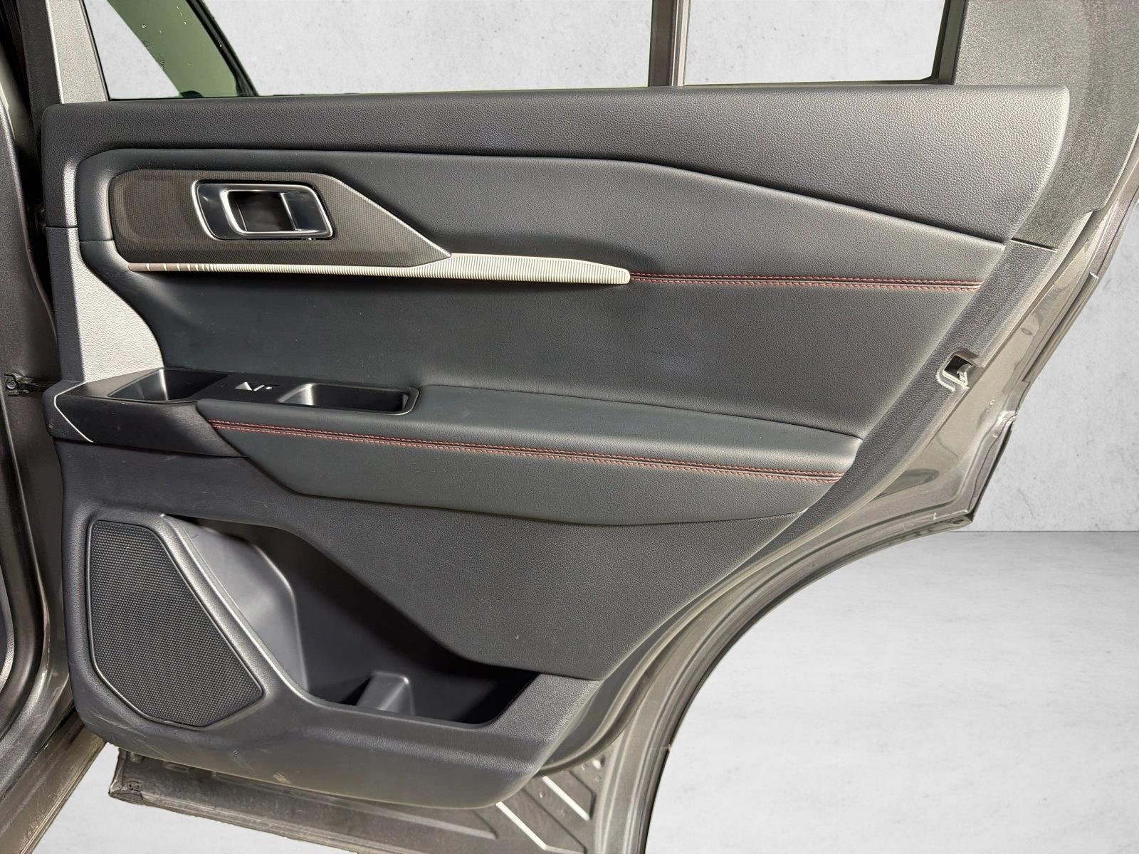 Used 2025 Carbonized Gray Metallic Ford ST-Line image 16