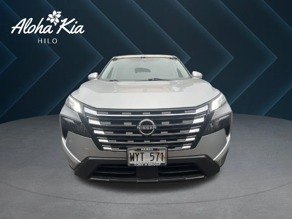 Used 2024 Silver Nissan SV image 1