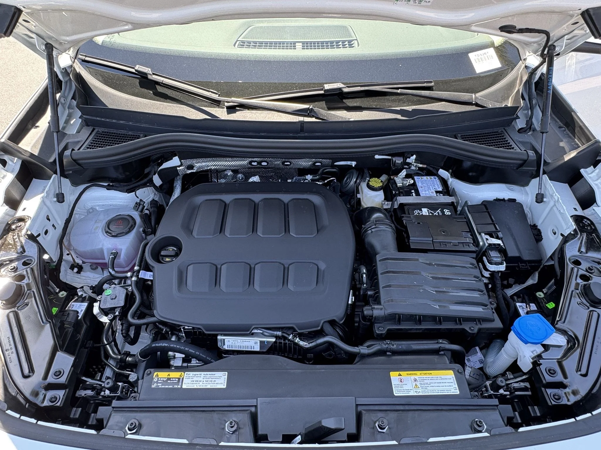 New 2026 Pure White Volkswagen SE image 35