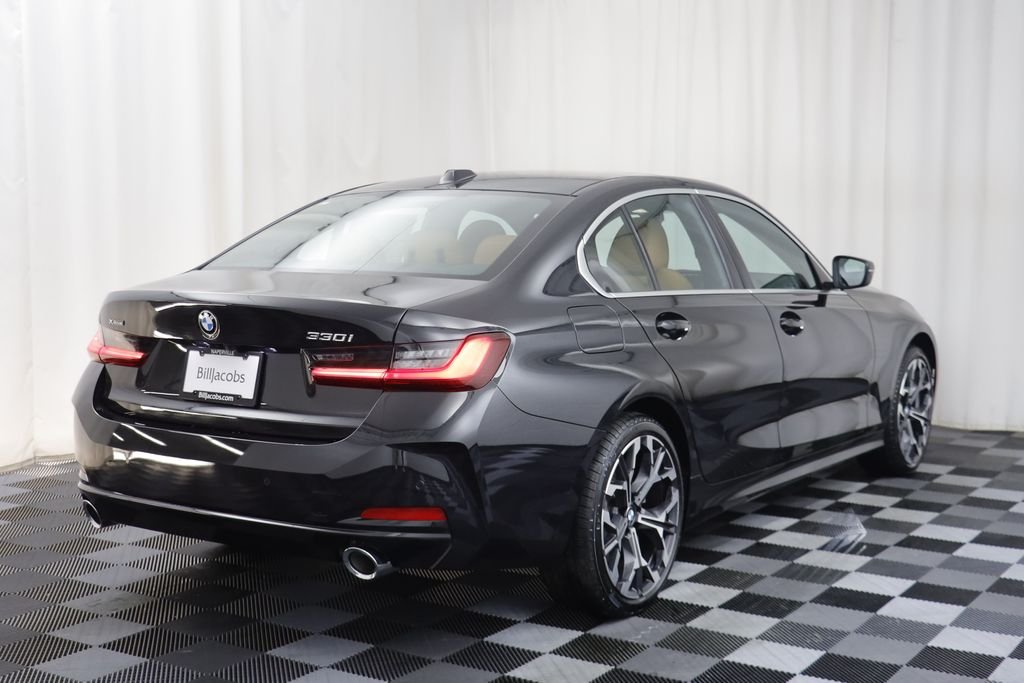 New 2026 Black Sapphire Metallic BMW 330i xDrive image 17
