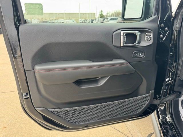New 2026 Black Clearcoat Jeep Rubicon image 7