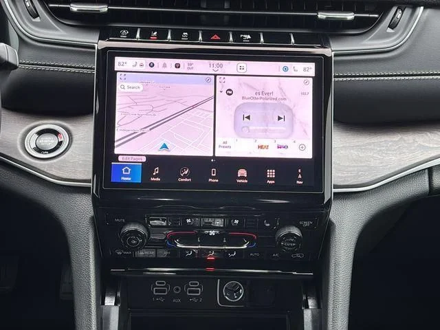 New 2025 Gray Jeep Limited image 27