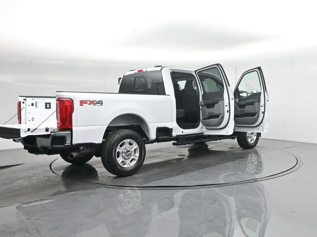 New 2026 White Ford XL image 34