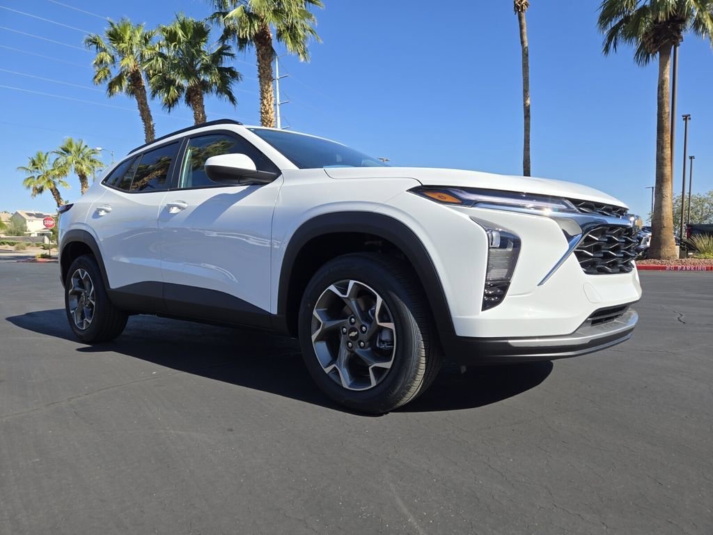 2026 Chevrolet Trax LT's photo