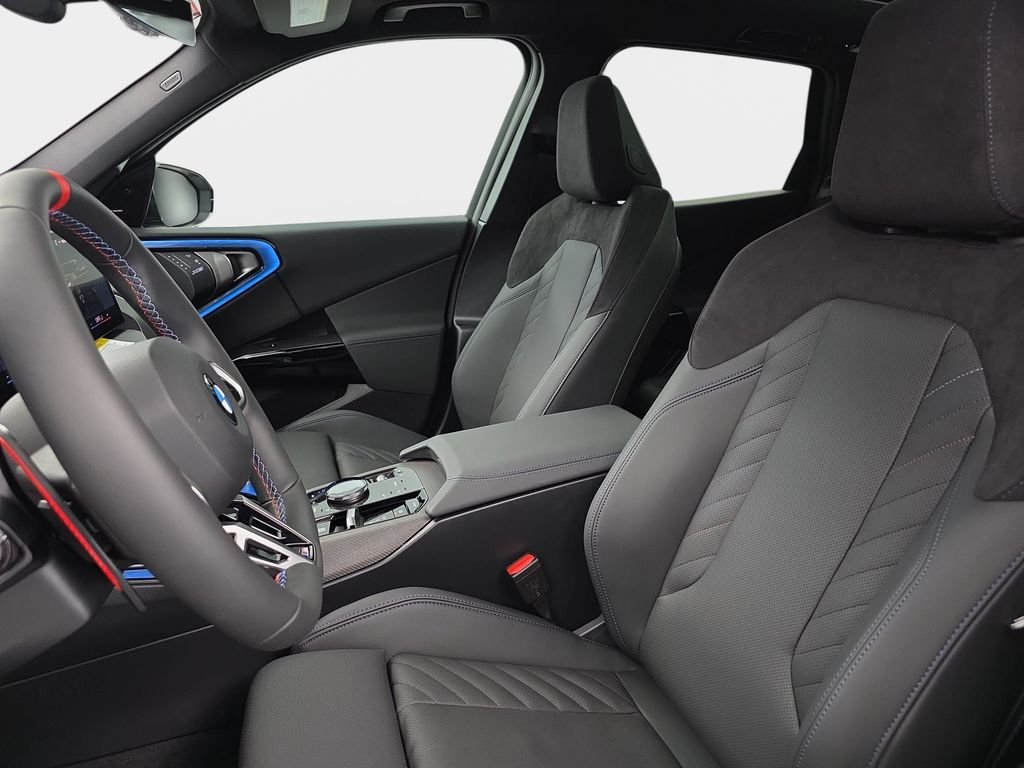 New 2026 Black Sapphire Metallic BMW M50 xDrive image 15