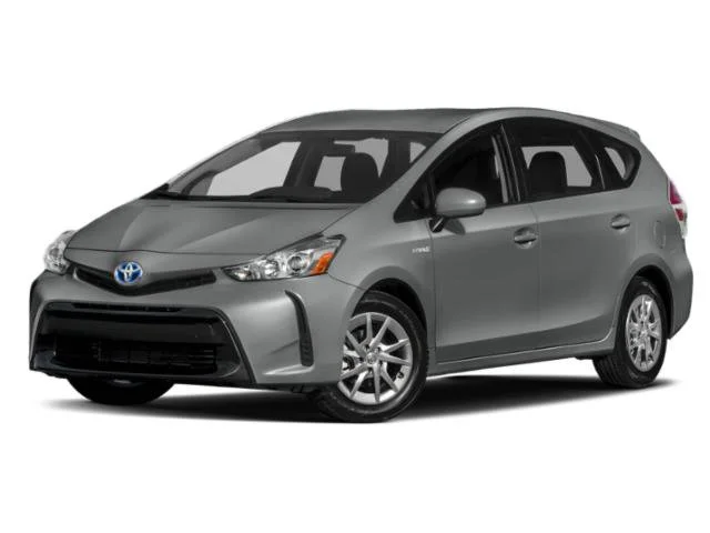 2015 Toyota Prius v Three's photo